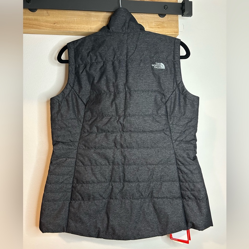 EUC THE NORTH FACE SNAP FRONT VEST SIZE MEDIUM - Picture 3 of 5
